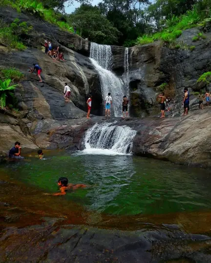 Ezharakkund waterfalls